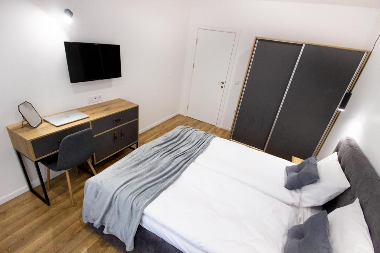 Eliya By Rv Apartments - Free Parking Varna Eksteriør billede